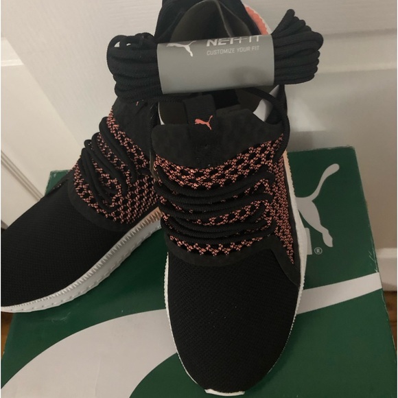 NEW in box PUMA men's Tsugi Netfit Sneakers, black/pink/white
